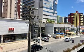 Férias na praia de Ponta Verde